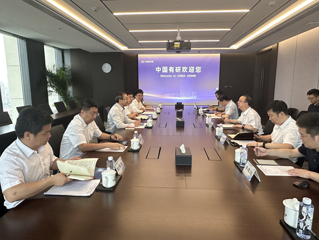 中汽中心党委委员、副总经理李洧一行到访中国有研
