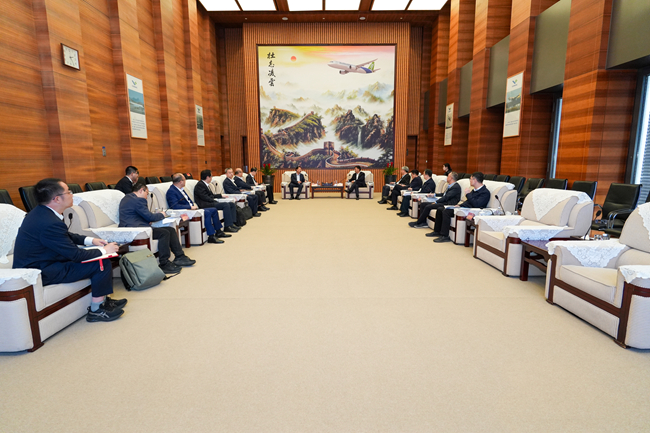中国有研党委书记、董事长赵晓晨一行拜访中国商飞